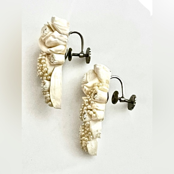 COPY 🦢 Vintage 1930s-40s Carved Bone Cabbage Rose Necklace,Bracelet,Earrings - Picture 8 of 8